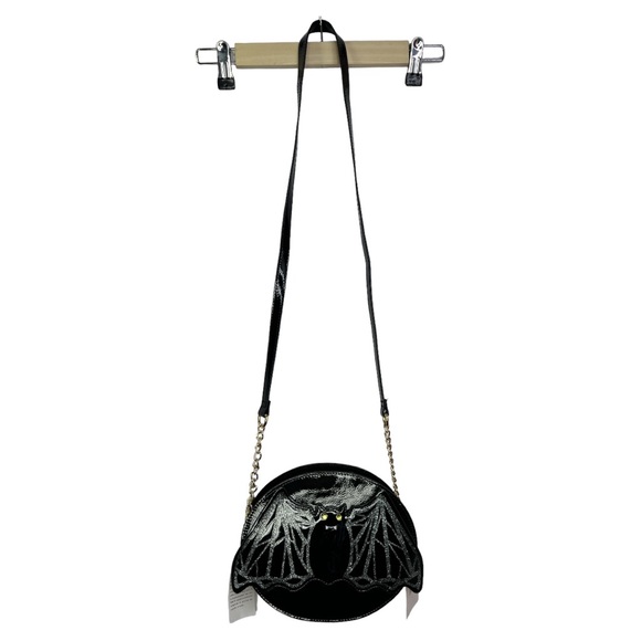BETSEY JOHNSON HALLOWEEN “ BAT” BLACK PATENT LEATHER CROSSBODY BAG PURSE NWT - Picture 2 of 8